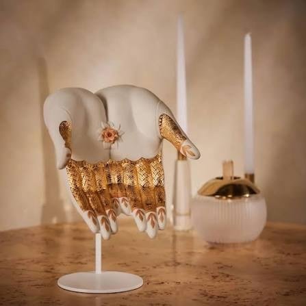 Home d&eacute;cor by Jolly Enterprise, 47
